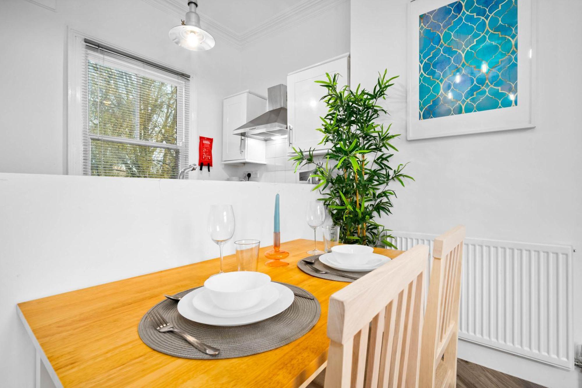 Luxury Apartment - Wolverhampton - Netflix - Smart Tv - Fast Wifi - 7Apc Exterior foto